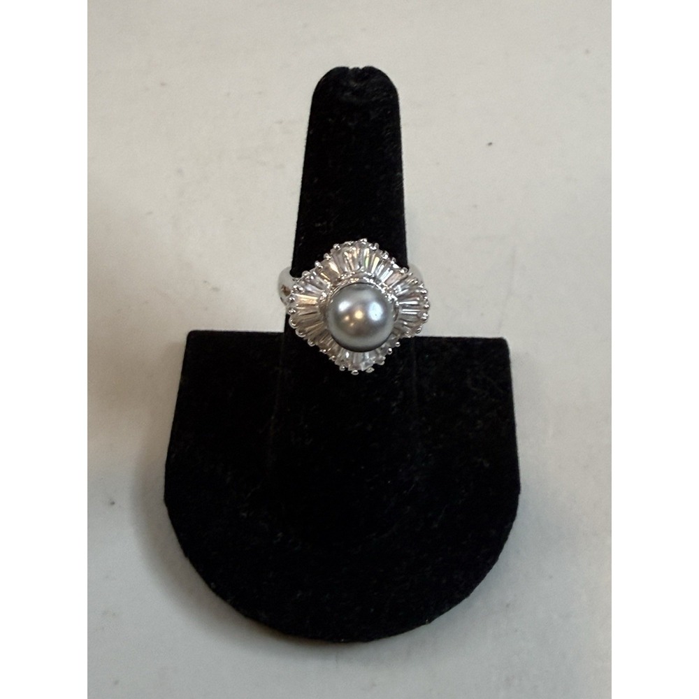 Vintage Grey Pearl Ballerina Cocktail Ring Baguette Crystal Statement Fashion